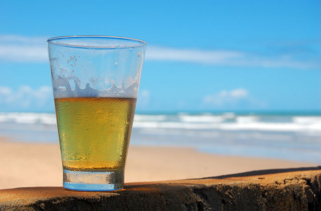 "Beer on The Beach" by Rodrigo Menezes - Own work. Licensed under CC BY-SA 3.0 via Wikimedia Commons - https://commons.wikimedia.org/wiki/File:Beer_on_The_Beach.jpg#/media/File:Beer_on_The_Beach.jpg Boating Under the Influence